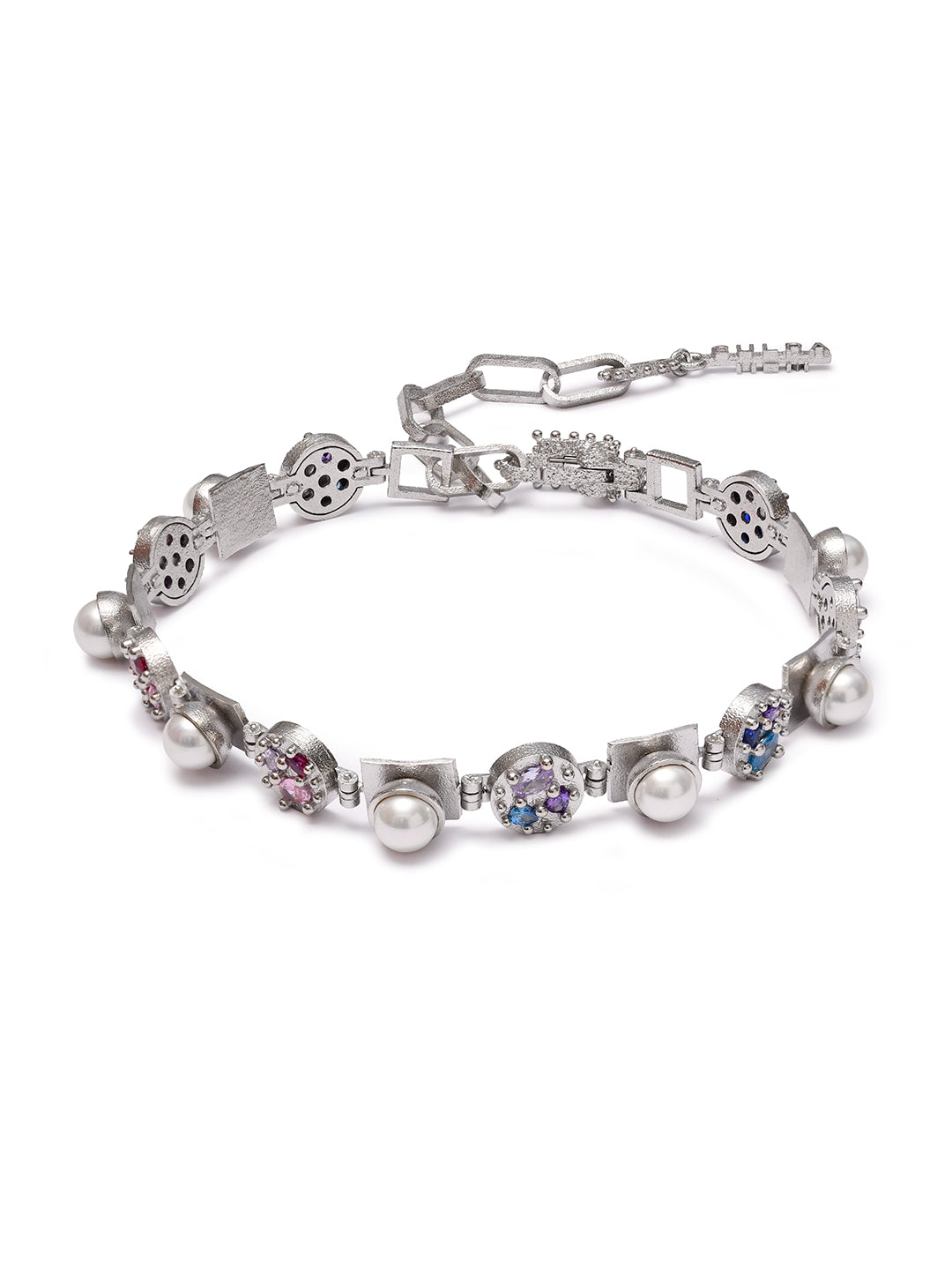 PEARL CROWN CHOKER | NOCT