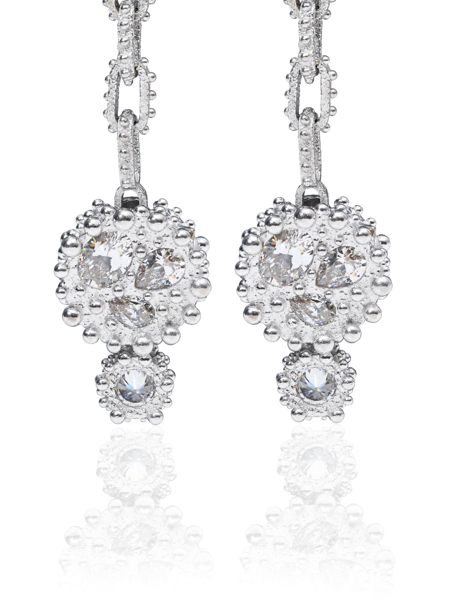 COURT EARRINGS | HALO