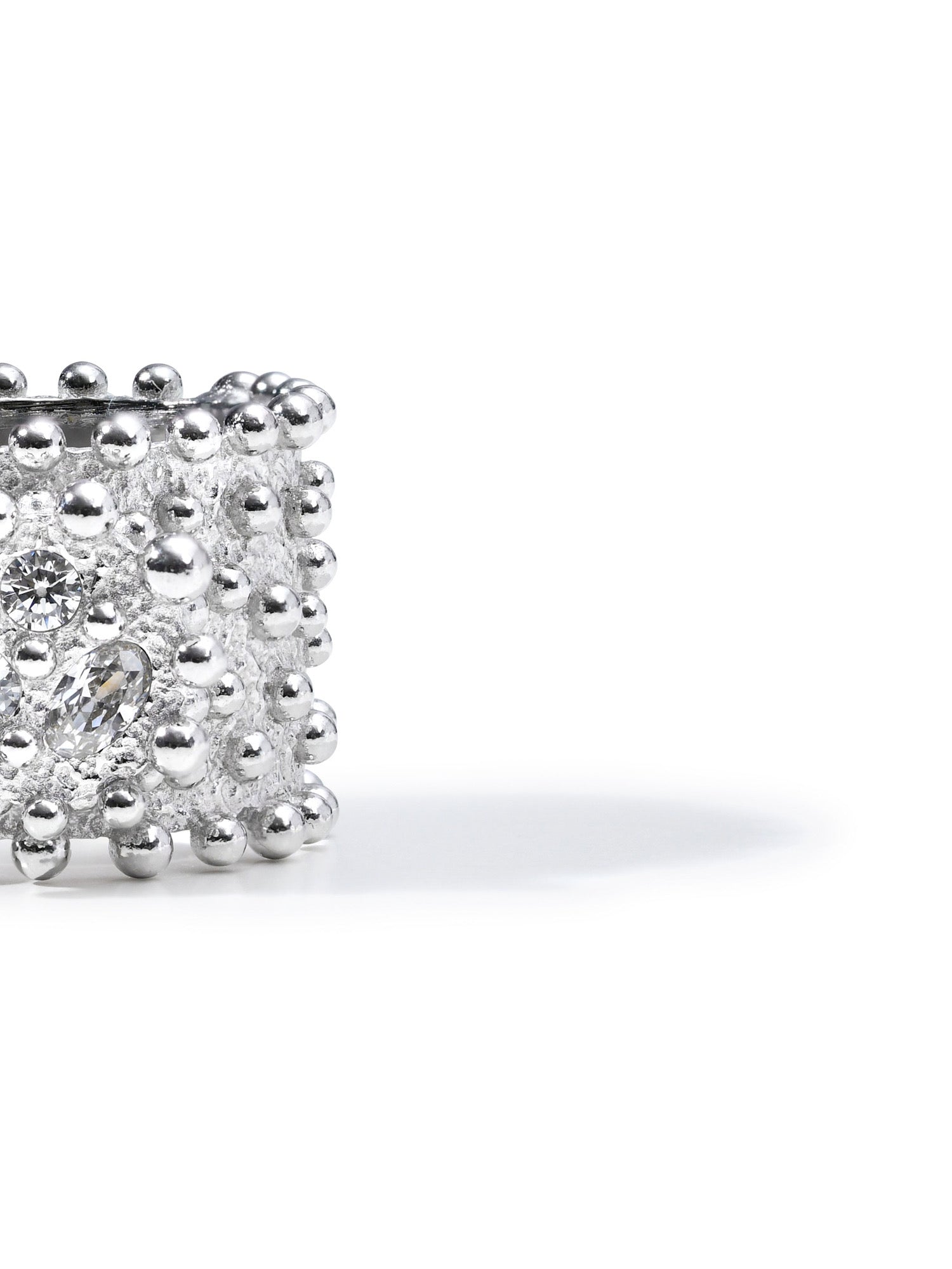 CREST RING | HALO